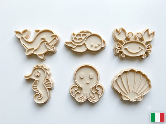 Set formine animali marini: balena, tartaruga, granchio, cavalluccio, polpo e conchiglia in PLA alimentare avorio