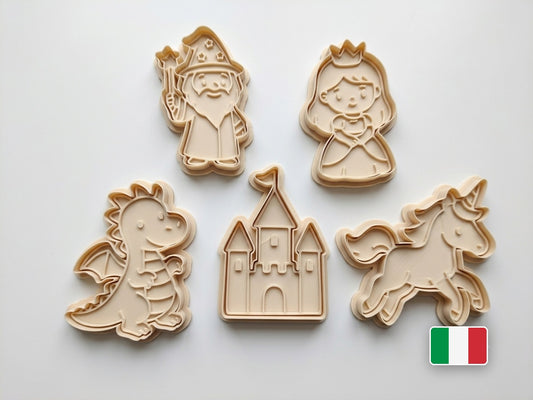 Set di 5 tagliabiscotti fiabeschi: mago, principessa, drago, castello e unicorno in PLA avorio