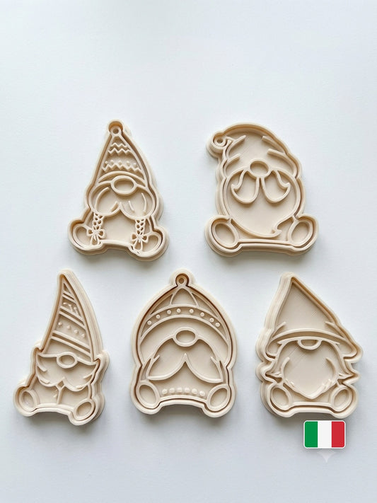 Set di 5 tagliabiscotti a forma di gnomi natalizi in PLA avorio