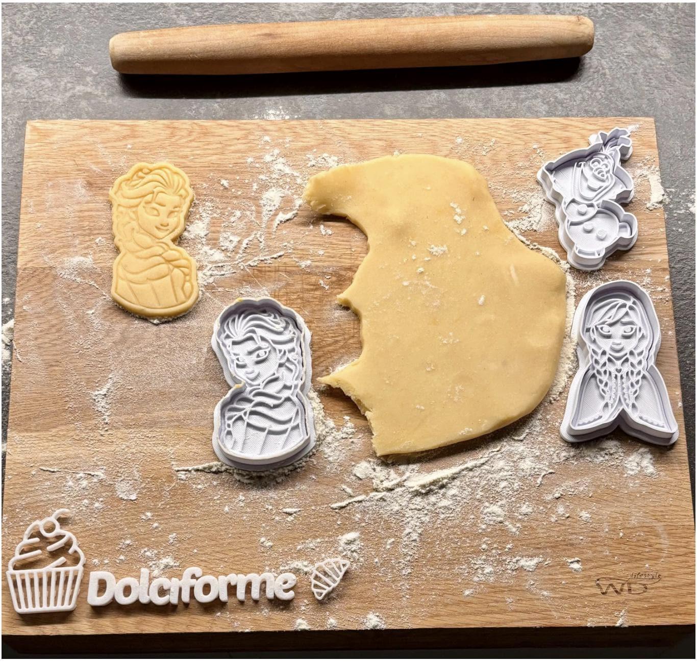 Set di formine per biscotti Frozen — Anna, Elsa e Olaf
