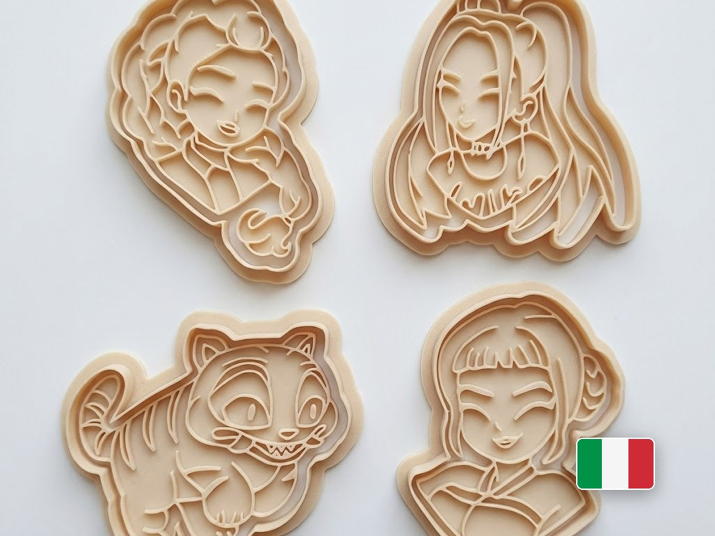 Set 4 tagliabiscotti K-Pop Demon Hunters - Huntrix e la tigre mascotte